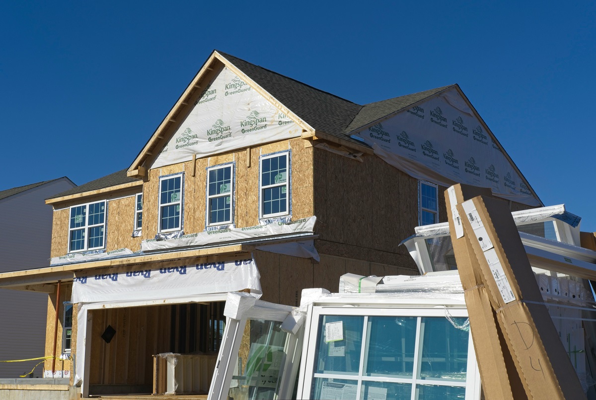 How to Install House Wrap for Maximum Weather Protection & Moisture Control